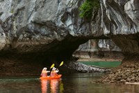 Du thuyền La Regina Legend Vịnh Lan Hạ 